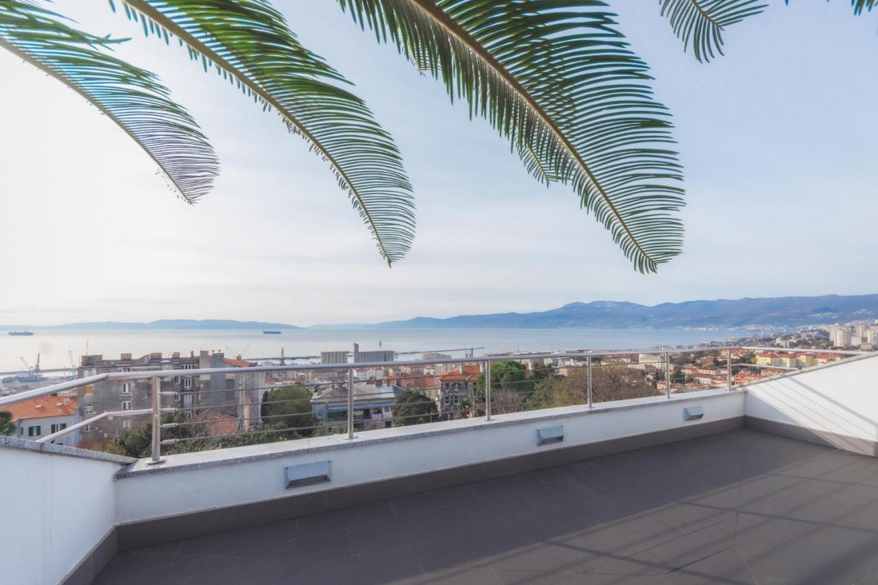Penthouse Belvedere City View With Private Parking Риека Экстерьер фото