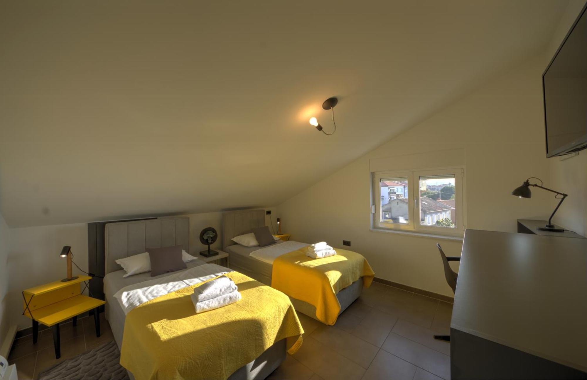 Penthouse Belvedere City View With Private Parking Риека Экстерьер фото