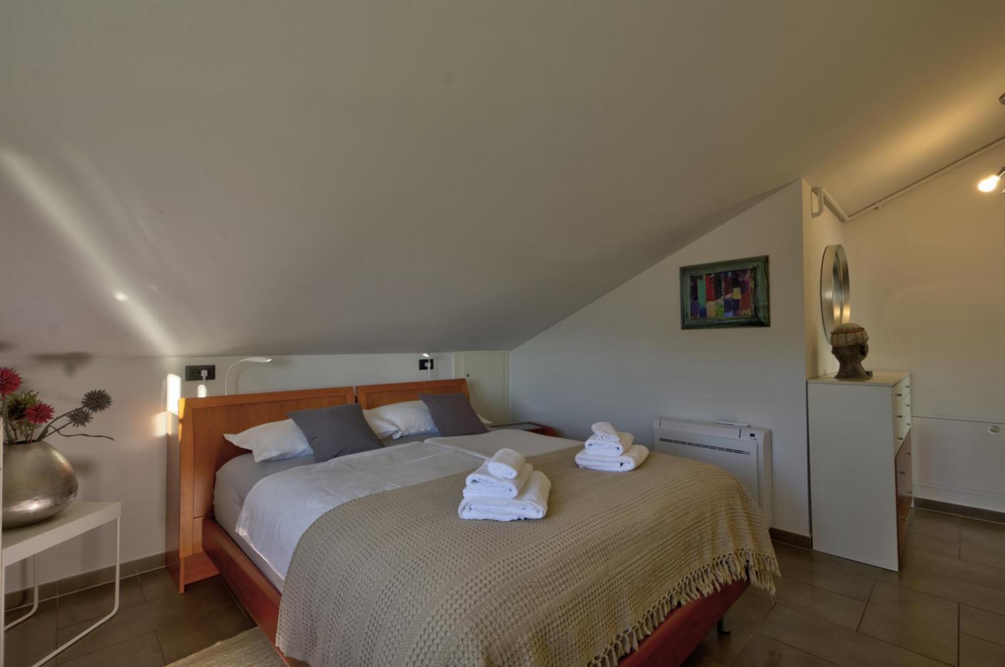 Penthouse Belvedere City View With Private Parking Риека Экстерьер фото